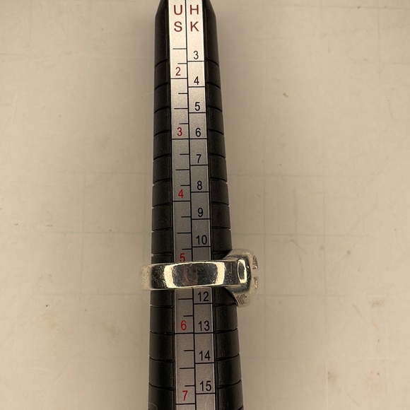 Authentic GUCCI sterling silver 925 heart ring sz 5 5 1/2 with bag and COA - Picture 3 of 9